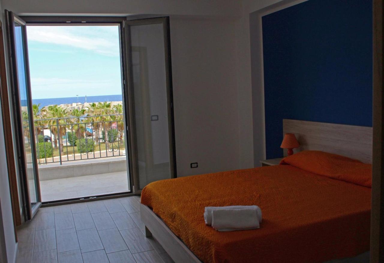 Hotel Bed Ponente Isola delle Femmine Exteriér fotografie